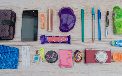 A peek inside my handbag