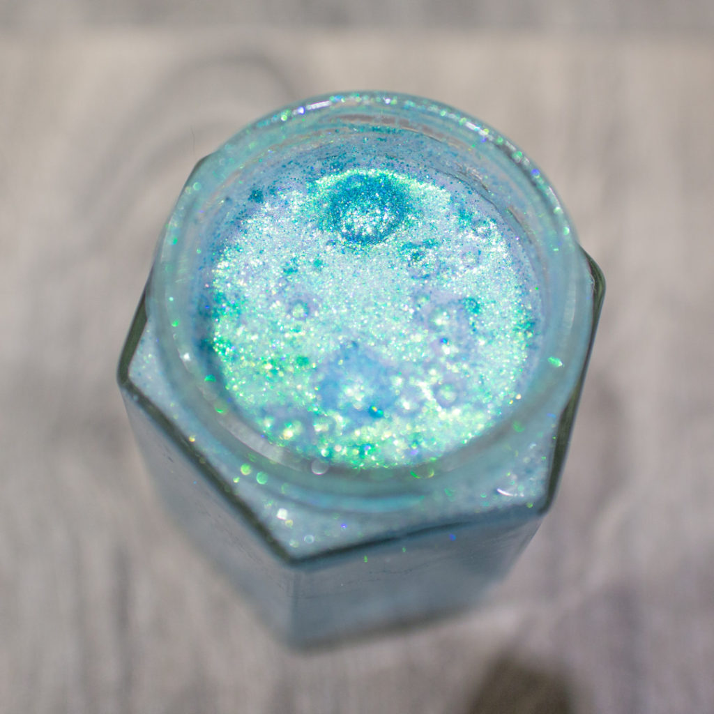 bubbles in glitter jars by Carla Louise | carlalouise.com